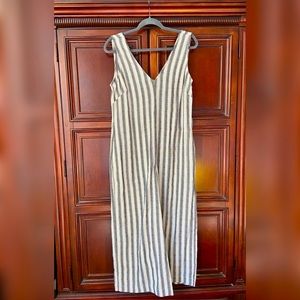 Max Studio cream and black linen like jumpsuit